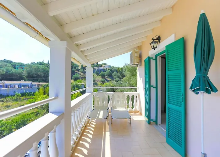 Apartamento Renoula Saint Stephanos *