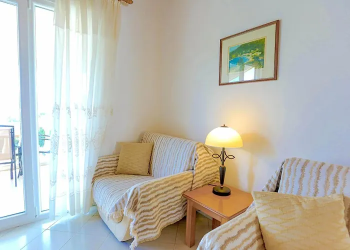 Renoula Saint Stephanos * Agios Stefanos Kassiopi