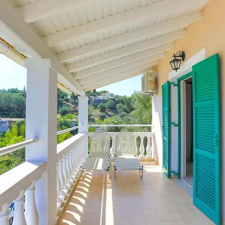 Apartamento Renoula Saint Stephanos *